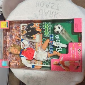 1998 Mattel Soccer Mia Hamm Barbie